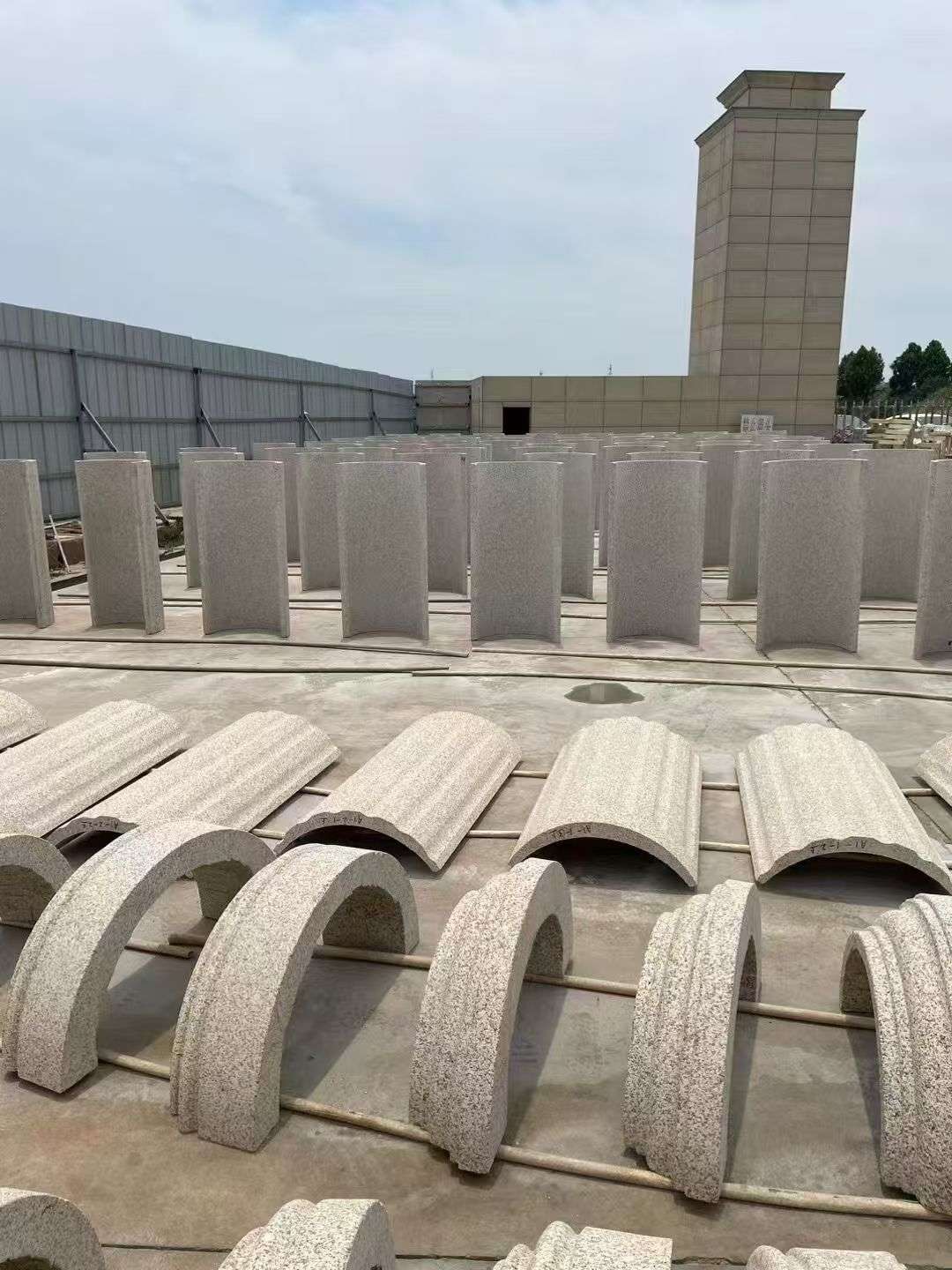 九江黄金麻别墅柱皮 异形 线条定制